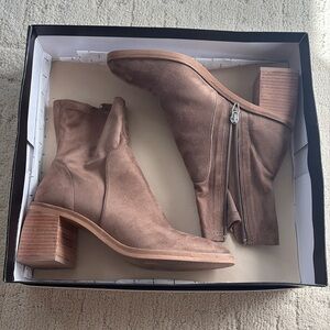 Dolce Vita Truffle Stella Suede Boot